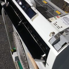 日立 白くまくん 　おもに6～8畳用 2.2kW フィルター自動掃除 内部クリーン  RAS-E22J-W　2019年の画像