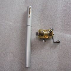 小型ペン型釣り竿の画像