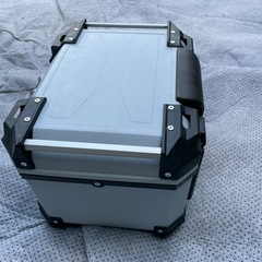 (取引中)バイク　リアボックスの画像
