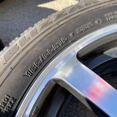 イストなどに❗️１８５／６５Ｒ１５　４本セット　ブリザックＶＲＸの画像