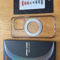 TORRAS iPhone１５ Proケースとフィルムの画像