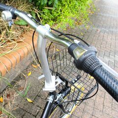 中古自転車 ミニサイクル 折り畳み 自転車 6段ギア 20インチ ブラック 通勤 通学 近所のお出掛けなどにの画像