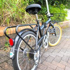 中古自転車 ミニサイクル 折り畳み 自転車 6段ギア 20インチ ブラック 通勤 通学 近所のお出掛けなどにの画像