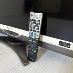 SHARP シャープ　32型　AQUOS 液晶カラーテレビ　LC-32SC1の画像