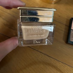 お話し中
【中古品　化粧品】の画像