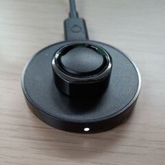 OURA Ring/オーラリング スマートリング Heritage Black US7(14号相当) 充電器/USBケーブル/箱付の画像