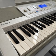 CASIO電子ピアノCTK-810の画像