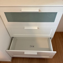IKEA ブリムネス　ホワイトチェスト天板汚れありの画像