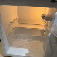 中古美品　コンパクト冷蔵庫　2023年製　の画像