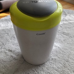コンビ　紙おむつ処理ポット、スペアカセット1個の画像