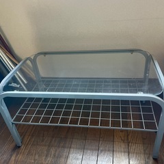 ガラステーブル