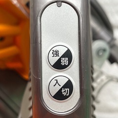 ダイソン　掃除機　Ｄｙｓｏｎ　キャニスター掃除機　コード式　ＤＣ２６　カーボンファイバーブラシの画像