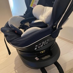エールべべ　チャイルドシート新生児〜の画像