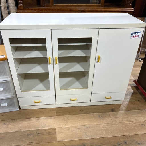 ☆オススメ☆ キャビネット食器棚　収納棚　棚　　インテリア家具