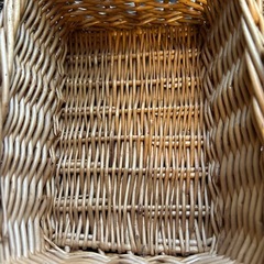 ラタン　バスケット　かご　持ち手付きの画像