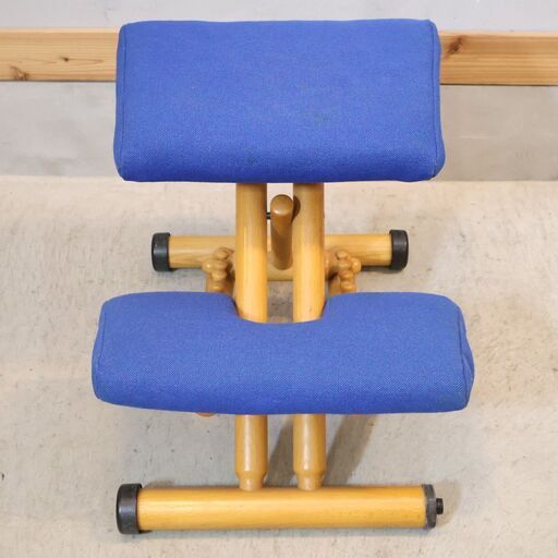 北欧ノルウェーのメーカー、STOKKE(ストッケ)のMULTI balans(マルチ・バランス)です！高さ調整と折り畳みが可能なバラン