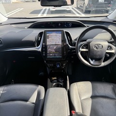平成30年　トヨタプリウスPHV 78,000km 車検　8年／8月の画像