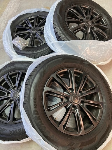 スタッドレスタイヤ&アルミホイール 4本セット 195/65R15