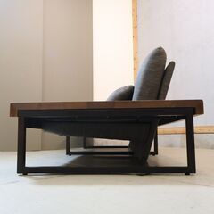 北海道旭川のメーカーCONDE HOUSE(カンディハウス)の川上元美デザインSESTINA LUX(セスティナラックス)3Pソファ。日本の伝統技術に立脚した木の文化の佇まいをイメージしたソファ。の画像