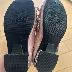 18センチ　女の子シューズの画像