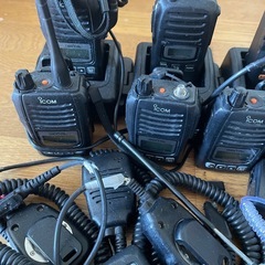 差し上げます・早い者勝ち・ジャンク‼️ICOM アナログ・デジタル簡易トランシーバーの画像