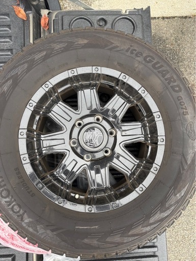 3DF-GUN125 ハイラックス　スタッドレス　4ほん4本　やまあり山あり　やまあり山あり