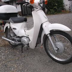 ホンダスーパーカブ110 JA07 人気の白！ 走行2.2万KMの画像