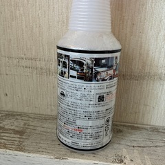 車の万能クリーナーの画像