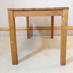 a. depeche(アデペシュ)の チーク無垢材 ダイニングテーブルです。天然木無垢材を使用した、ナチュラルな質感はブルックリンスタイルやインダストリアルなど男前インテリアにおススメです♪の画像