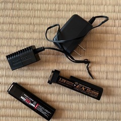 充電器 バッテリー付き スコーピオン mod.D コンパクトマシンガン 東京マルイ 電動ガン SCORPION 予備マガジン 充電器バッテリー付 の画像