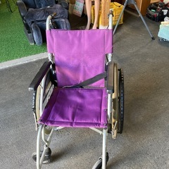 車椅子の画像