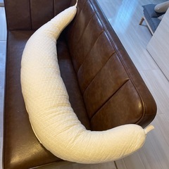 三日月型抱き枕（授乳クッション）の画像