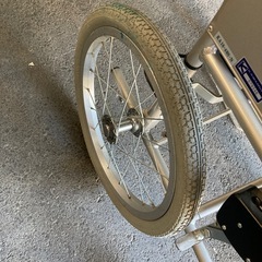 車椅子の画像