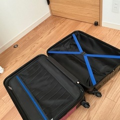 中古キャリーケースの画像