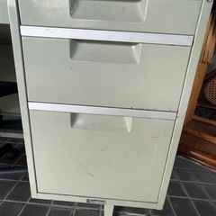 オフィステブル　イス付きの画像