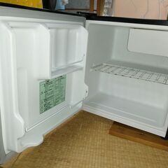 コンパクト冷蔵庫の画像