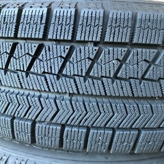 スタッドレスタイヤ
175/65R15の画像