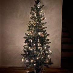 【値下げ】クリスマスツリー　150cm オーナメント　ガーランド　電球の画像