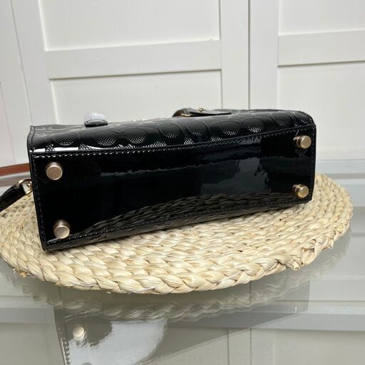 コーチ] ブラック nina トートバッグ エナメル エンボス 手提げ