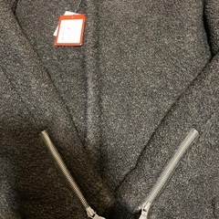 新品未使用品、ブラックジャケットの画像