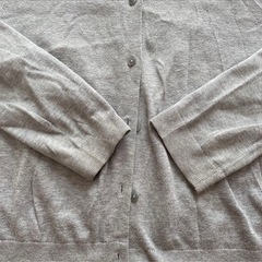 【UNIQLO】カーディガン 140の画像