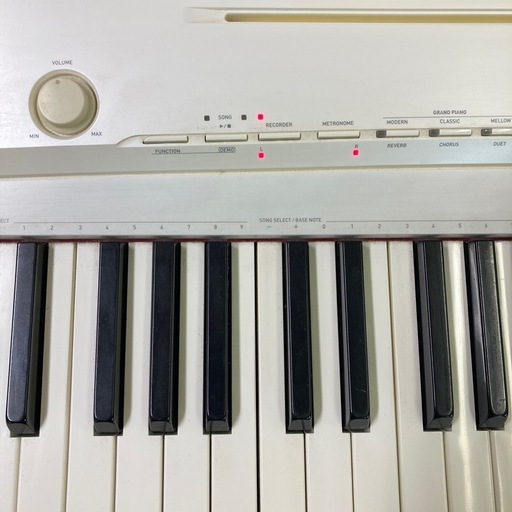 CASIO カシオ Privia PX-135 電子ピアノ ホワイト 2012年製 ペダル付き