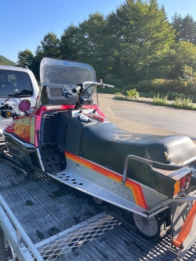 スノーモービル　YAMAHA  S250 8J2