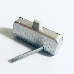 【急募‼️】5000mAh モバイルバッテリー 軽量コンパクトタイプ★iPhone充電約1.5回分の画像