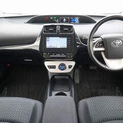 人気車種です‼️トヨタ プリウス S🌿 お見逃しなく👀👍の画像