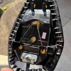 zx25r リアシート　純正品　バイクの画像