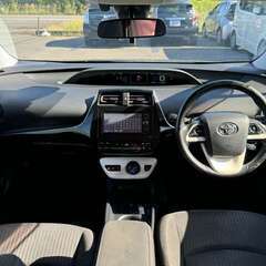 【自社ローン】トヨタ プリウス50 グレードS 車検２年付き クルーズコントロール SDナビ Bluetooth接続 フルセグTV ETC DVD再生 バックカメラ キーレス スマートキー 純正アルミホイール CD再生の画像