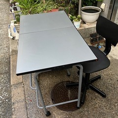 折りたたみ机&椅子の画像