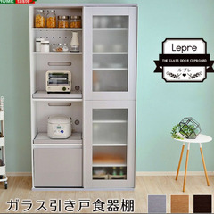 スライドドア　食器棚の画像