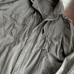 ミリタリージャケットの画像